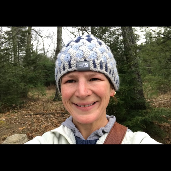 Meet your Posher, Jennifer - Picture 2 of 2